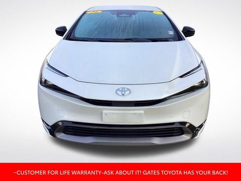 Used 2024 Toyota Prius XLE AWD/4WD image 2