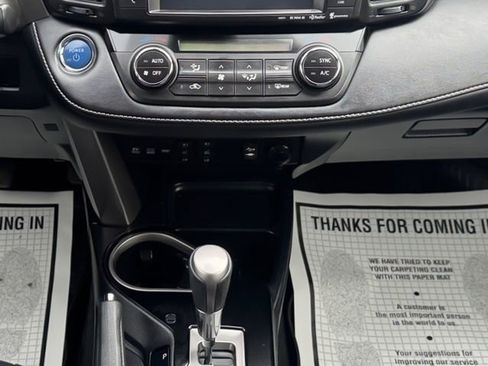 Used 2016 Toyota RAV4 Limited image 16