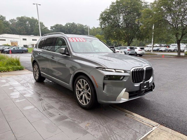 Used 2024 BMW X7 xDrive40i w/ Premium Package AWD/4WD image 5
