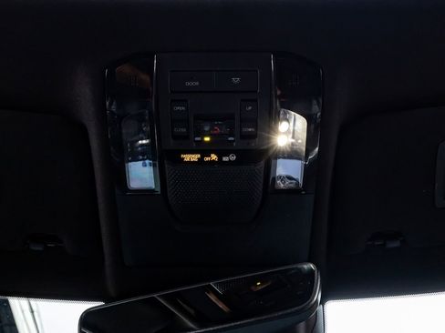 Used 2025 Lexus GX 550 w/ Accessory Package (Z1) AWD/4WD image 27