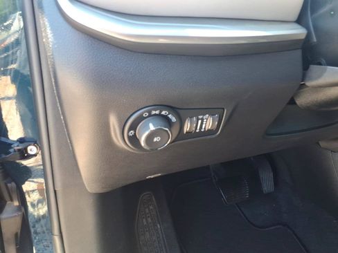 New 2026 Jeep Compass Limited AWD/4WD image 17
