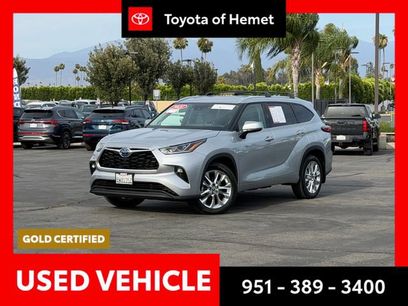Used 2021 Toyota Highlander Limited