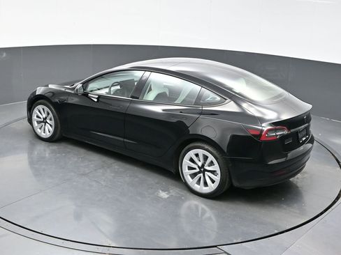 Used 2022 Tesla Model 3 Long Range image 36