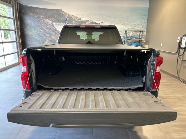 Used 2022 Chevrolet Silverado 1500 LT AWD/4WD image 26
