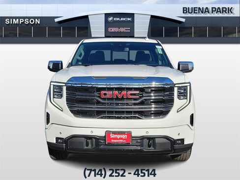 Certified 2022 GMC Sierra 1500 SLT w/ SLT Premium Plus Package image 3