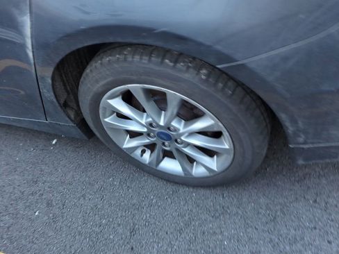 Used 2018 Ford Fusion Energi SE image 5