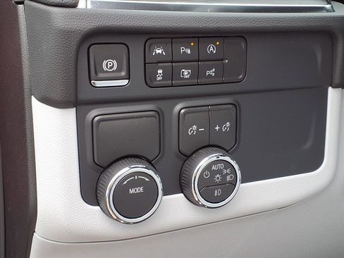 New 2025 Chevrolet Tahoe Premier image 18