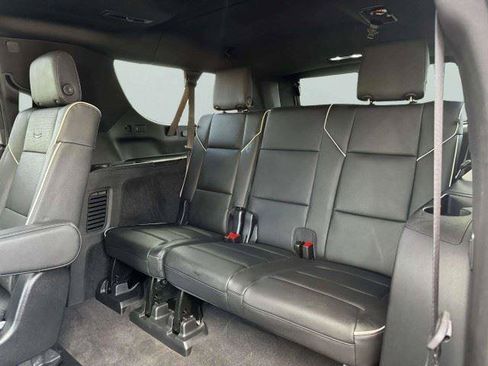 Used 2025 Cadillac Escalade ESV Sport w/ Touring Package AWD/4WD image 38