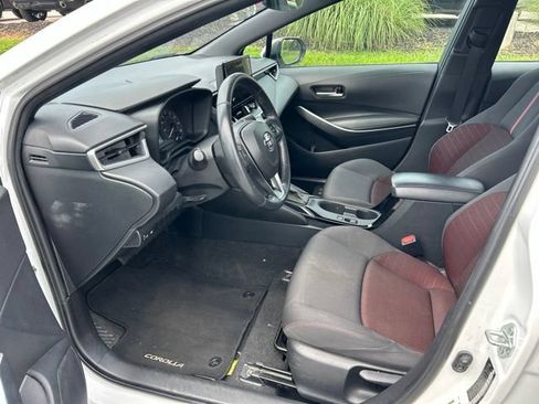 Used 2024 Toyota Corolla SE FWD image 8