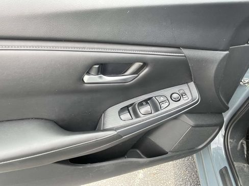 Used 2024 Nissan Sentra SV w/ All-Weather Package FWD image 14