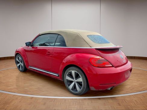 Used 2013 Volkswagen Beetle Turbo FWD image 24