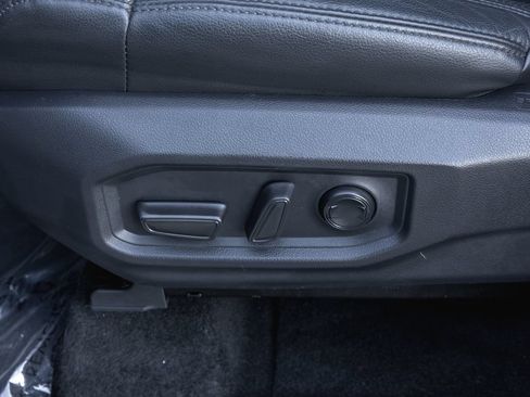 Used 2023 Toyota Tundra Limited RWD image 12