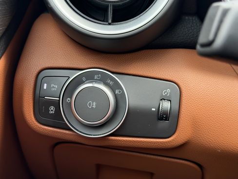 Used 2021 Alfa Romeo Giulia Ti w/ Active Assist 2 Package TI image 29