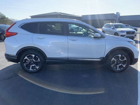 Used 2019 Honda CR-V Touring image 9