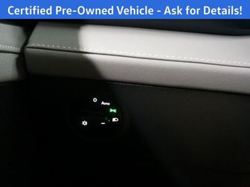 Certified 2024 Volkswagen Taos SE image 27