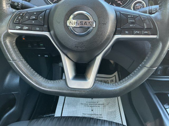Used 2017 Nissan Rogue SV w/ Midnight Edition Package AWD/4WD image 18