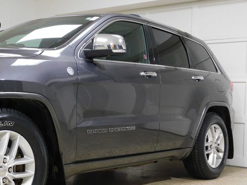 Used 2017 Jeep Grand Cherokee Overland image 19