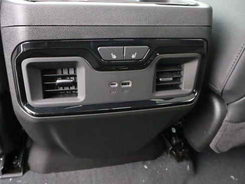 New 2026 Chevrolet Silverado 2500 ZR2 image 22