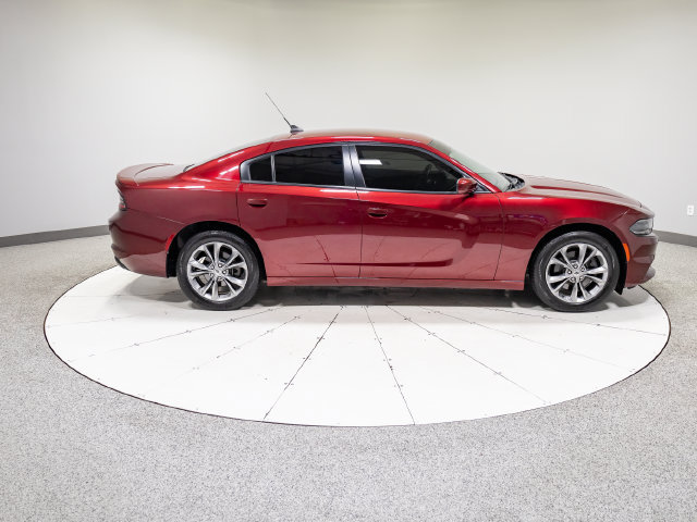 Used 2020 Dodge Charger SXT AWD/4WD image 5