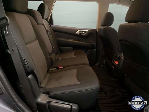 Used 2019 Nissan Pathfinder SV image 80