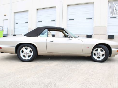 Used 1995 Jaguar XJS 4.0 Convertible image 26