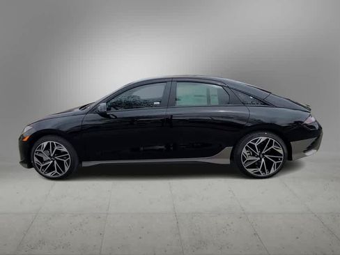 Used 2023 Hyundai Ioniq 6 SEL RWD image 5