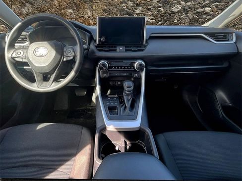 Used 2023 Toyota RAV4 LE image 14