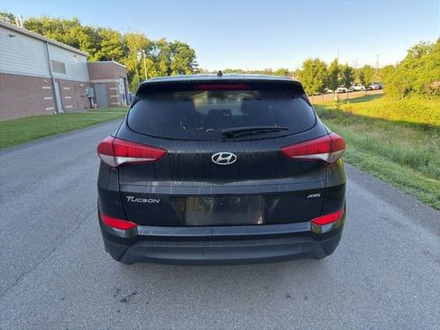 Used 2018 Hyundai Tucson SE AWD/4WD image 10