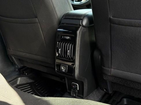 Used 2024 Jeep Compass Sport AWD/4WD image 19