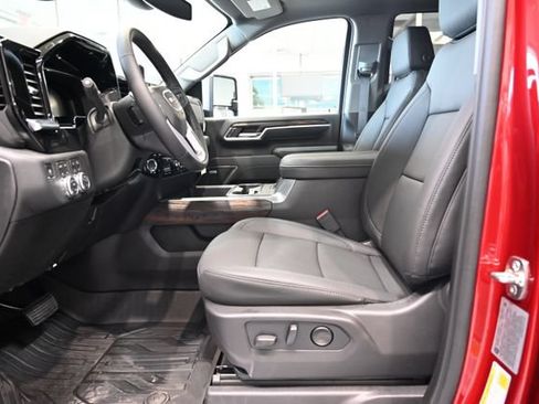 New 2026 GMC Sierra 2500 SLT w/ SLT Premium Package AWD/4WD image 12