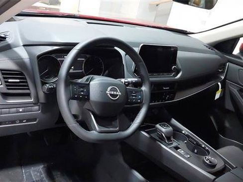 Used 2026 Nissan Rogue SV w/ Cold Weather Package AWD/4WD image 19