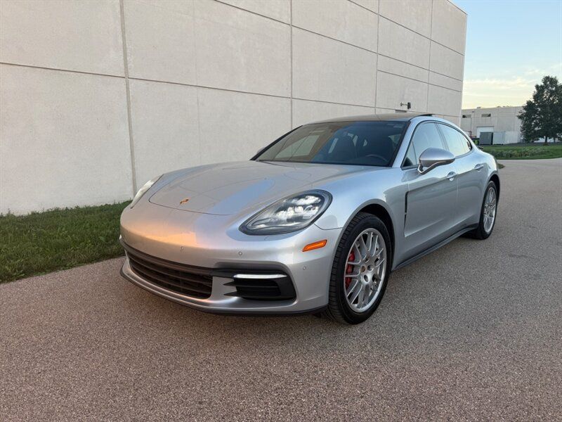 Used 2017 Porsche Panamera 4 AWD/4WD image 6