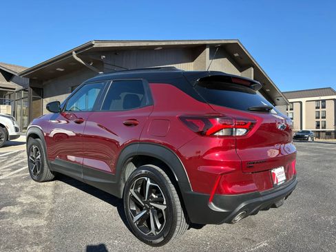 Used 2022 Chevrolet TrailBlazer RS image 3