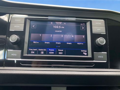 Certified 2023 Volkswagen Jetta Sport FWD image 17