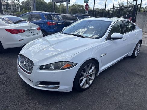 Used 2015 Jaguar XF Portfolio RWD image 3