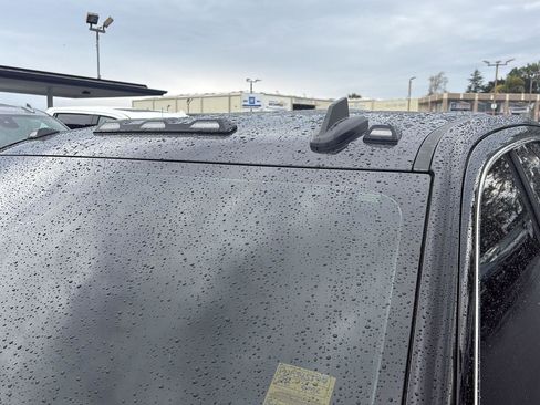 Used 2022 GMC Sierra 3500 SLE w/ SLE Value Package AWD/4WD image 15