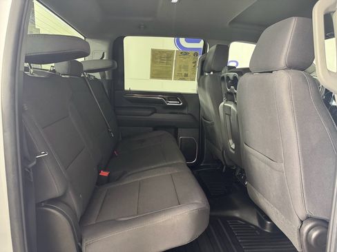 Used 2024 Chevrolet Silverado 2500 LT w/ Convenience Package image 36