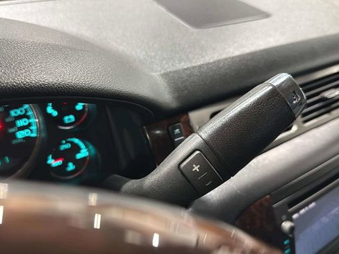 Used 2014 GMC Sierra 3500 Denali AWD/4WD image 31