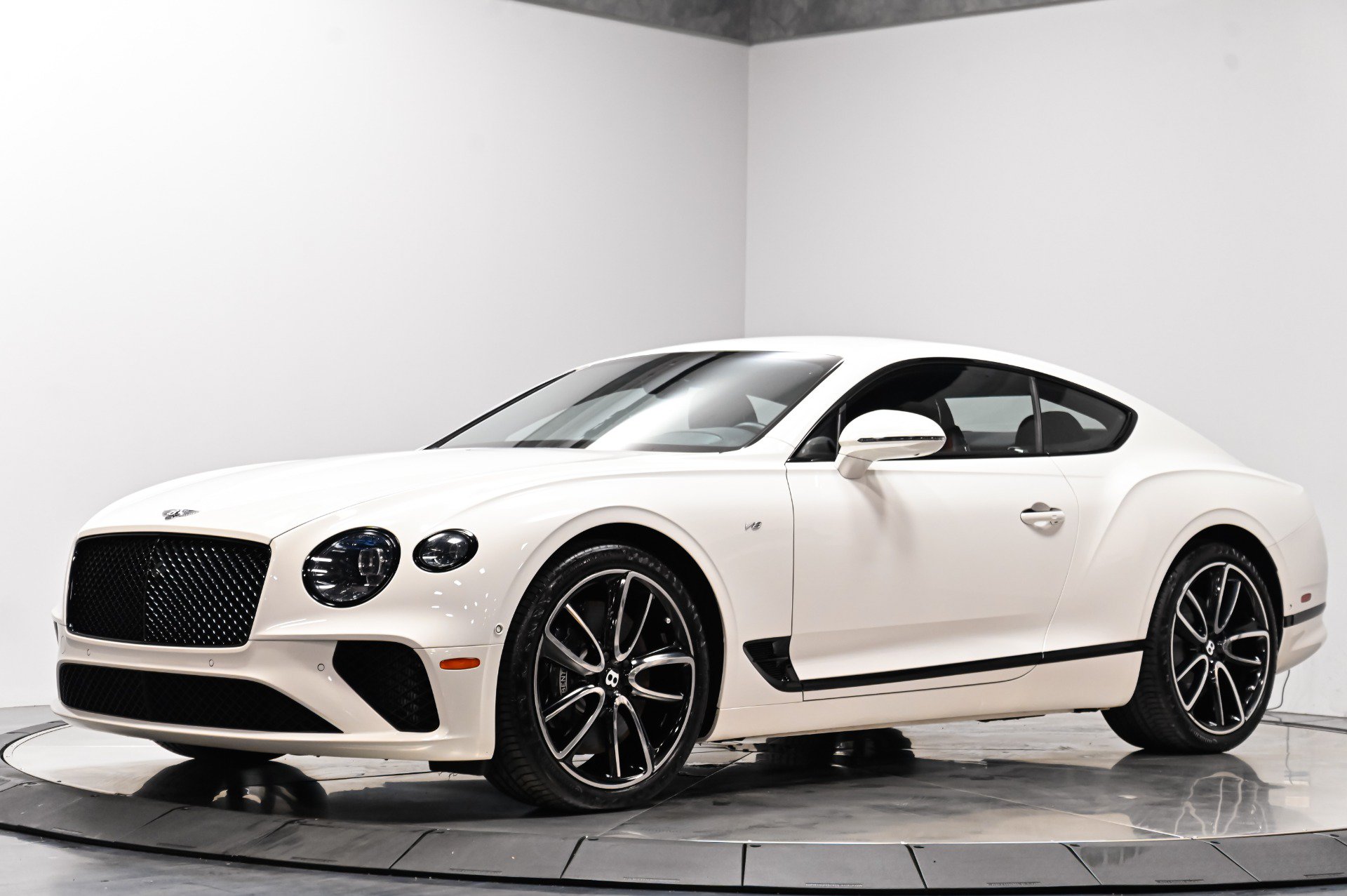 Used 2020 Bentley Continental GT AWD/4WD image 2