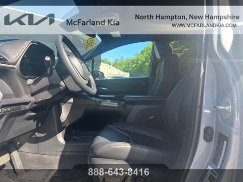 Used 2025 Toyota Sienna XLE Woodland Edition AWD/4WD image 14