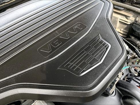 Used 2020 Cadillac XT6 Premium Luxury w/ Platinum Package AWD/4WD image 35