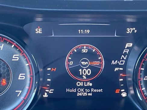 Used 2023 Dodge Charger R/T w/ Blacktop Package image 20