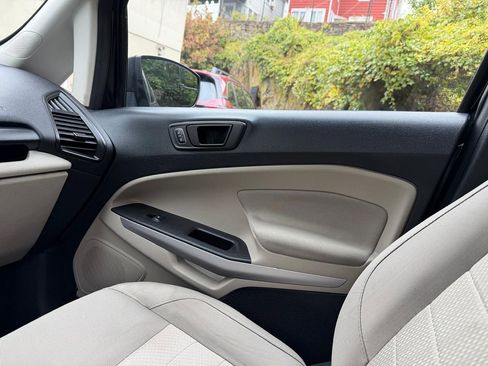 Used 2019 Ford EcoSport S image 26