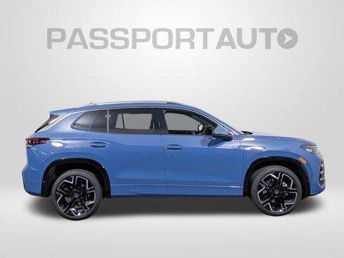 Used 2026 Volkswagen Tiguan SEL R-Line AWD/4WD image 8