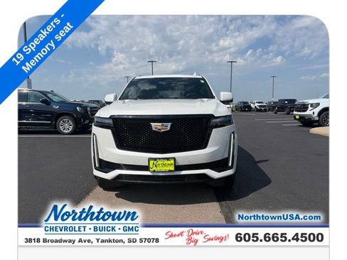 Used 2022 Cadillac Escalade Sport AWD/4WD image 3