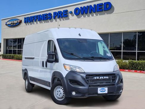Used 2025 RAM ProMaster 2500 w/ Convenience Group FWD image 1