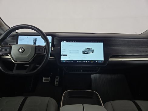 Used 2023 Rivian R1T Adventure AWD/4WD image 25