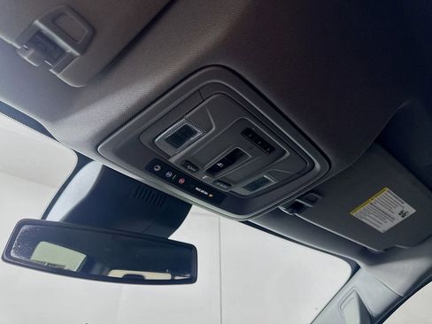 Used 2023 Chevrolet Silverado 1500 LTZ image 35