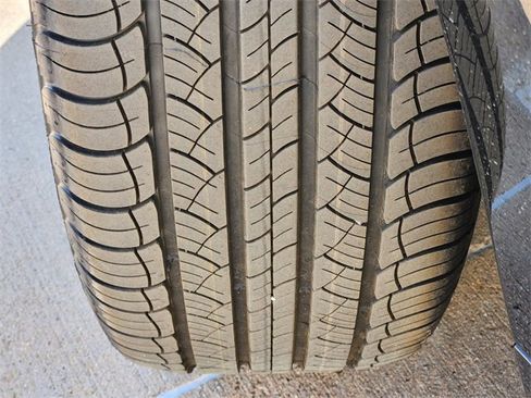 Used 2026 Jaguar F-PACE R-Dynamic S image 8