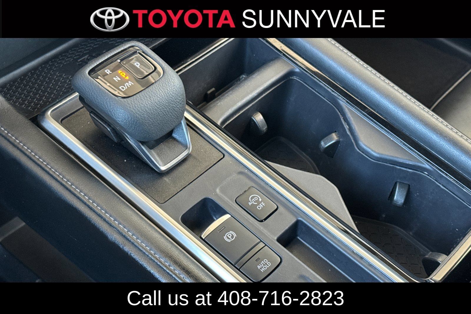 Used 2024 Nissan Pathfinder SL FWD image 27